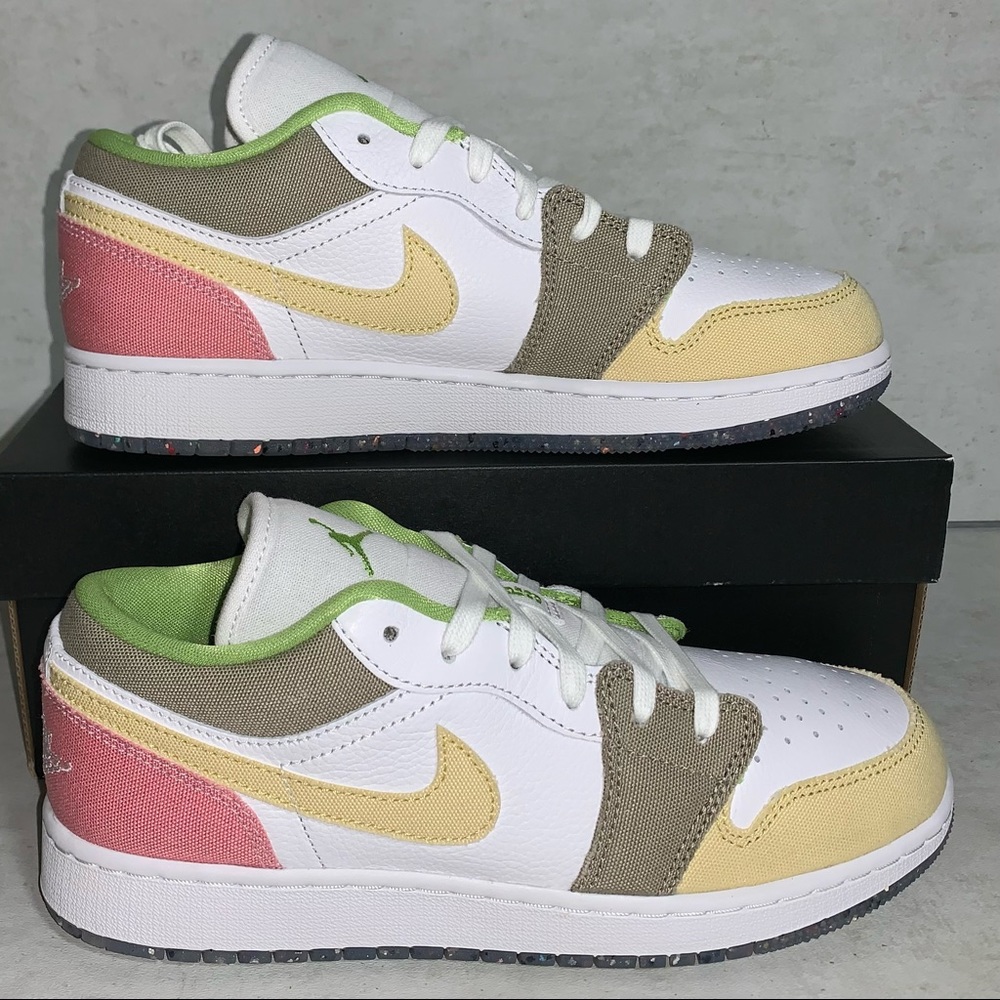 Air Jordan 1 Low SE Pastel Grind Vivid Green GS 6.5Y/ 8W